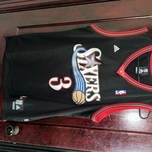 AI Philly jersey
